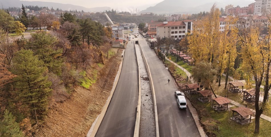 ERGENEKON MAHALLESİ'NDEKİ YOL TRAFİĞE AÇILDI
