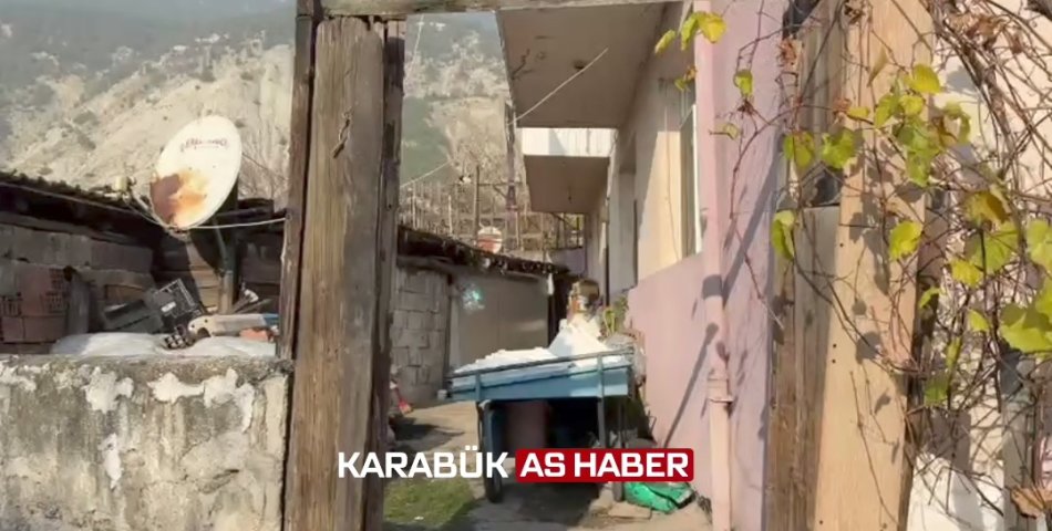 Evinin Önünde Ölü Bulundu