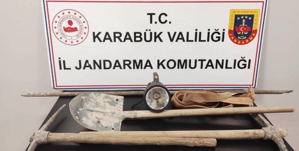 Karabük’te İzinsiz Kazıya Jandarma Baskını: 5 Kişi Suçüstü Yakalandı