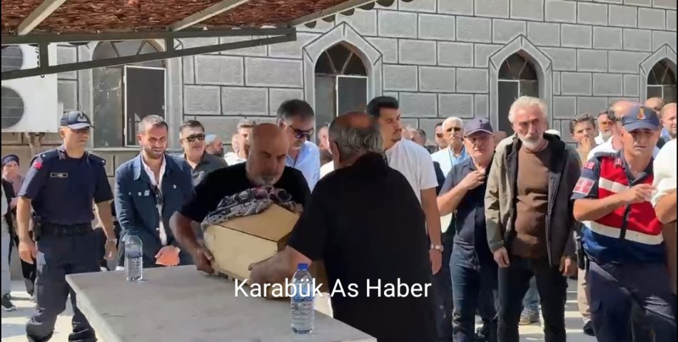 Umay Bebek Son Yolculuğuna Uuğuırlandı