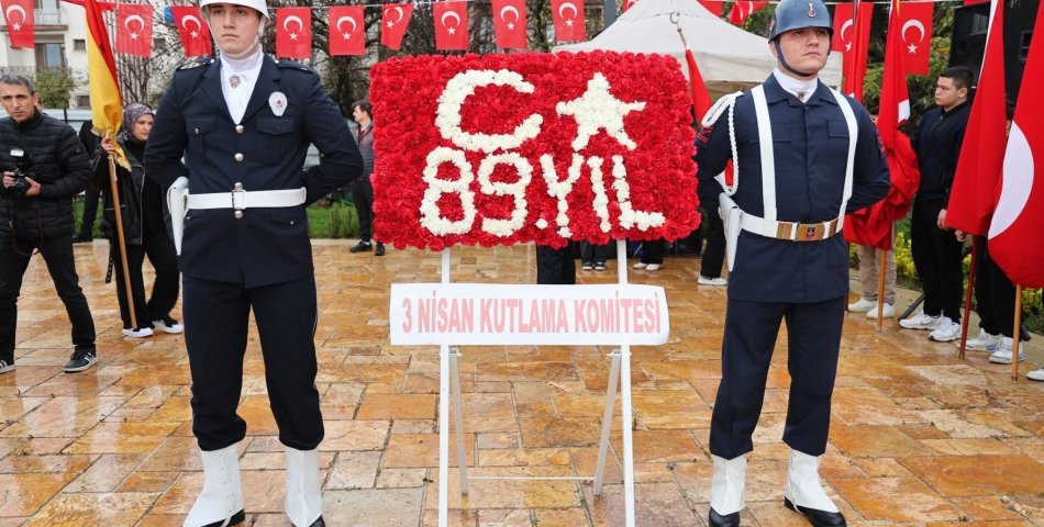 Karabük’ün 89. Kuruluş Yıl Dönümü Etkinlikleri Çelenk Sunum Töreni ile Başladı.