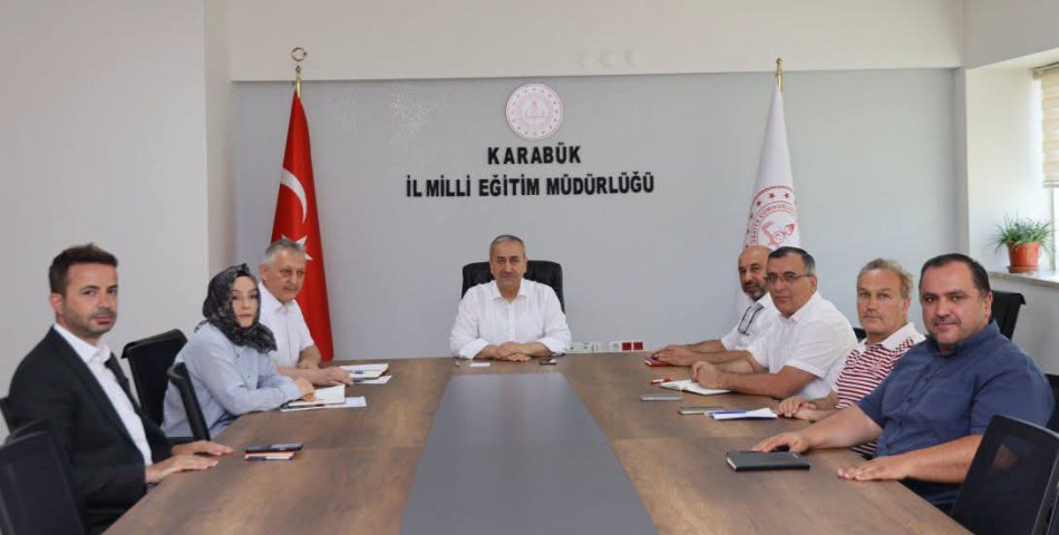 İL MÜDÜRÜ AKBAŞ'TAN 12 OKUL İNŞAATI VE DYK TALİMATI