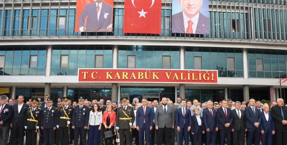 KARABÜK’TE 30 AĞUSTOS ZAFER BAYRAMI COŞKUYLA KUTLANDI