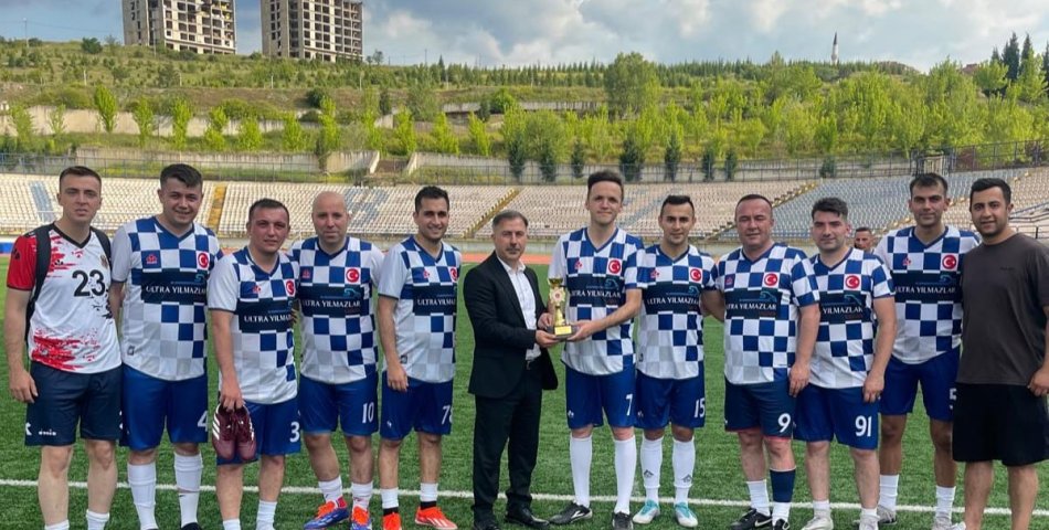 Karabük Adliyesi Bahar Futbol Turnuvası’nda Şampiyon Eskipazar Cezaevi Takımı Oldu.