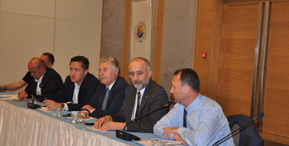 BAŞKAN ÇAPRAZ, FİLYOS LİMANIYLA LOJİSTİKTE YENİ UFUKLAR SEMPOZYUMU’NA KATILDI