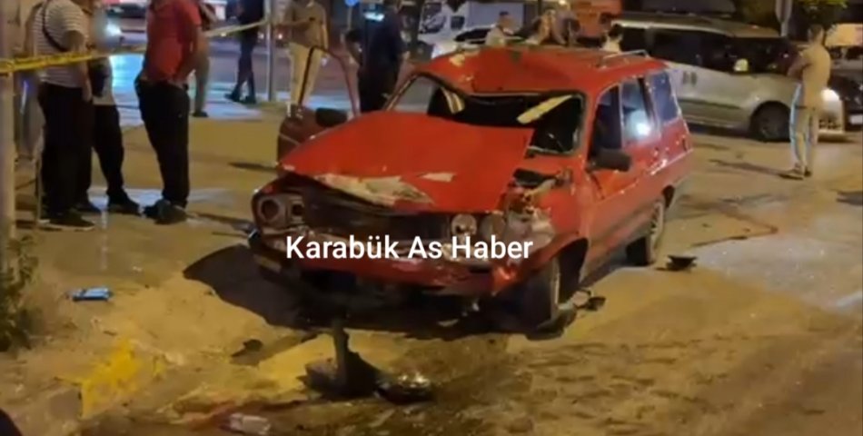 Otomobil Motosiklete Çarptı.