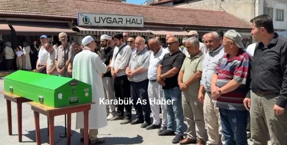 YENİCE'DE ÖLDÜRÜLEN KADIN SON YOLCULUĞUNA UĞURLANDI