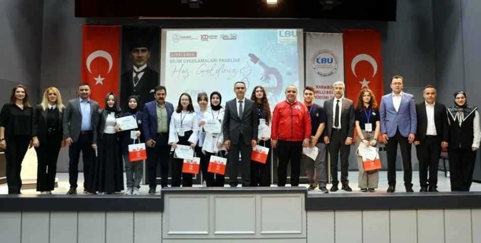 KARABÜK'TE LİSELİLERDEN 