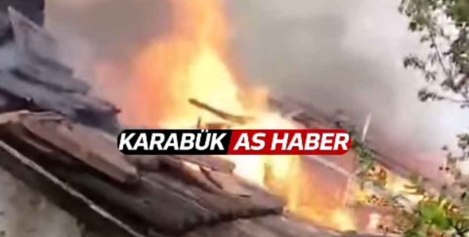 Tek Katlı Ev Alevlere Teslim Oldu 