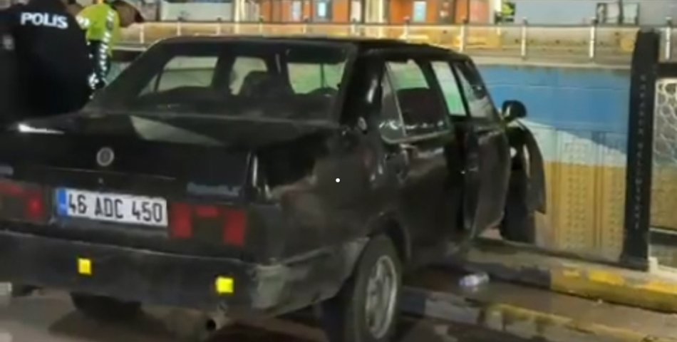 Kalp Krizi Geçiren Sürücü Kaza Yaptı